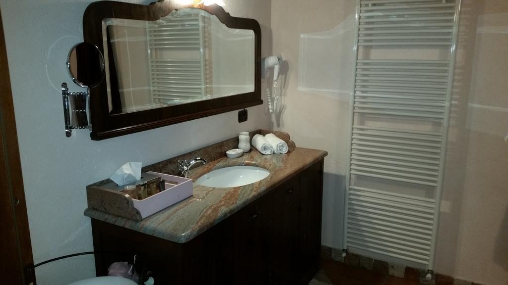 Villa Laura B&B Фоссано Номер фото