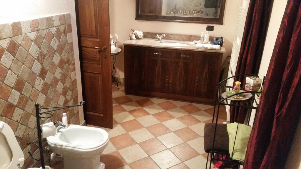 Villa Laura B&B Фоссано Номер фото