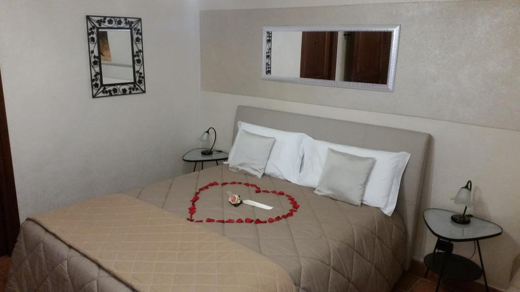 Villa Laura B&B Фоссано Экстерьер фото