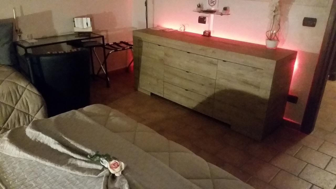 Villa Laura B&B Фоссано Экстерьер фото
